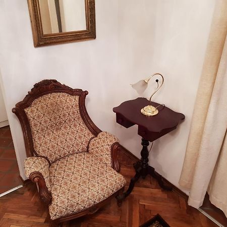 Apartment Konvikt Прага Екстериор снимка