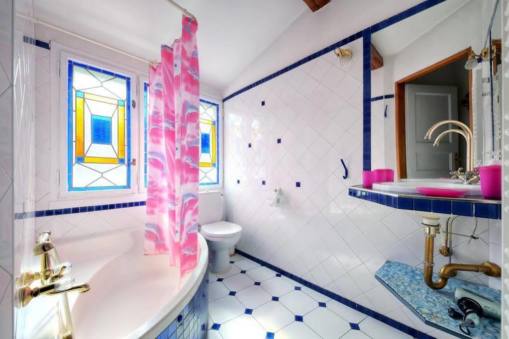 Apartment Konvikt Прага Екстериор снимка